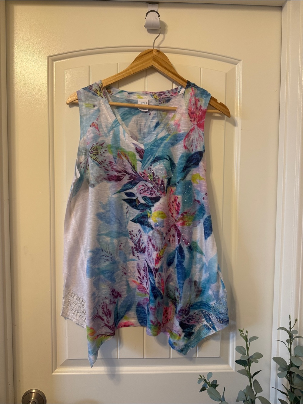 Time and Tru Floral V-Neck Tank Top in Multi-Color Blue and Pink